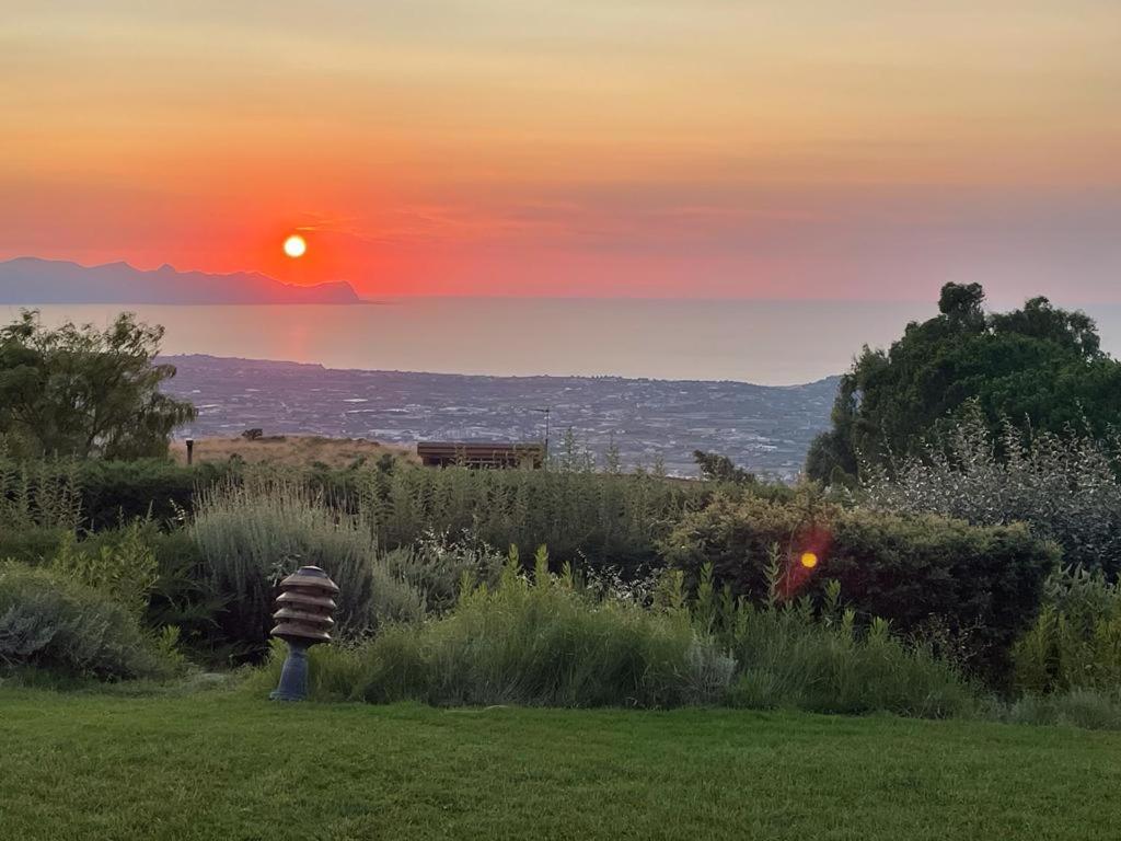 Villa Siciliana Con Piscina E Vista Panoramica Sul Mare Borgetto Exterior photo